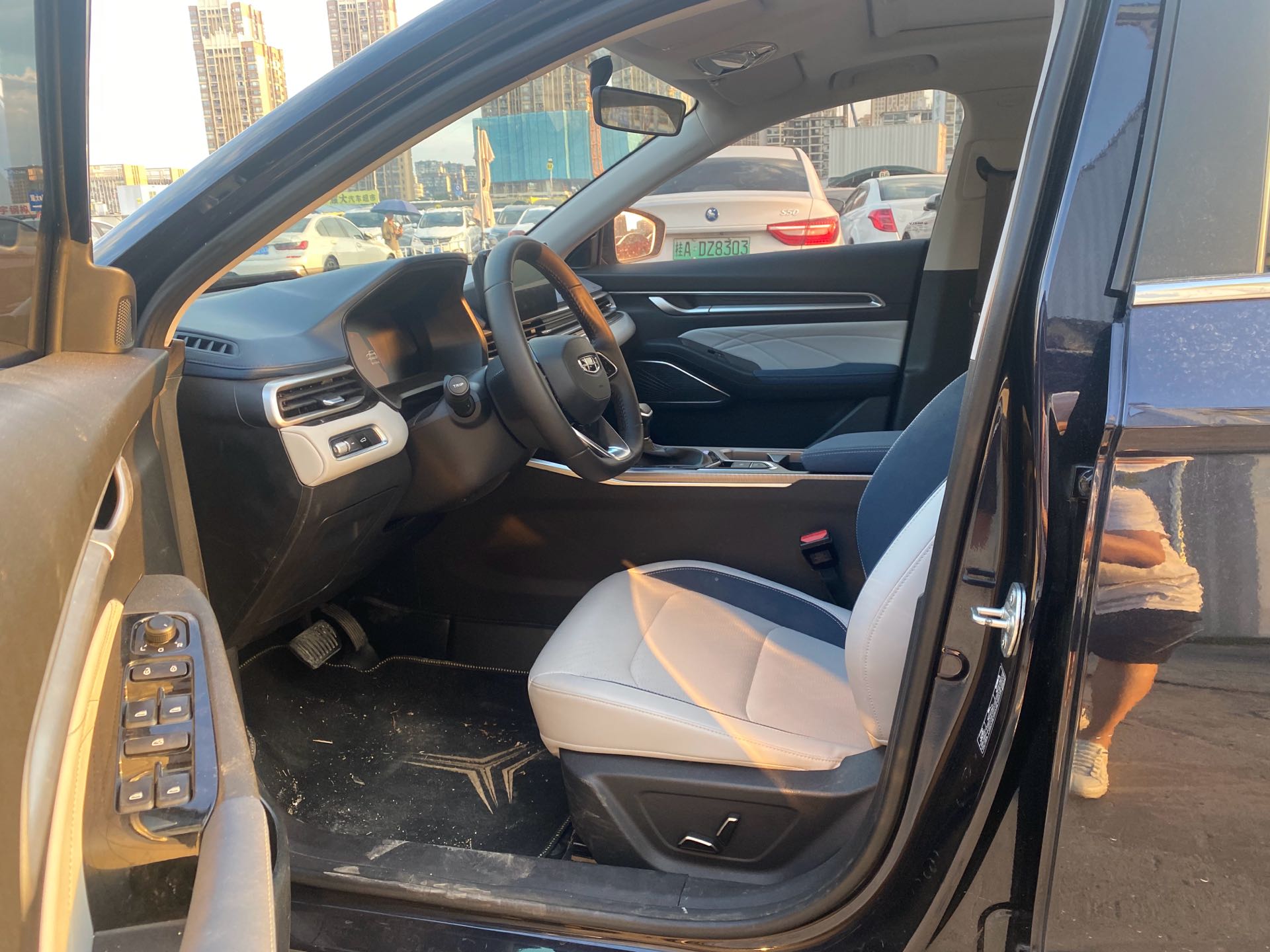 GEELY Emgrand 2023 immagine di auto #3