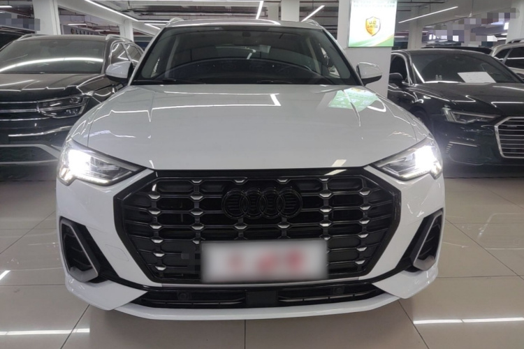Audi Q3 2020 #3 Audi Q3 2020 car image #3