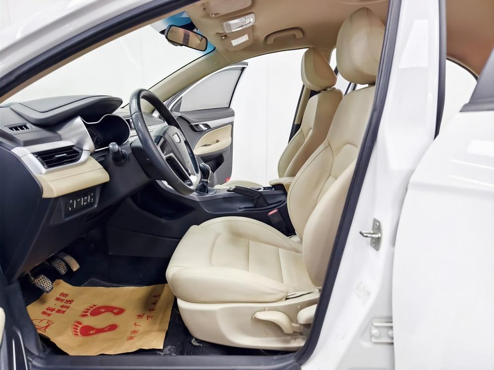 GEELY Emgrand 2018 #15 GEELY Emgrand 2018 car image #15