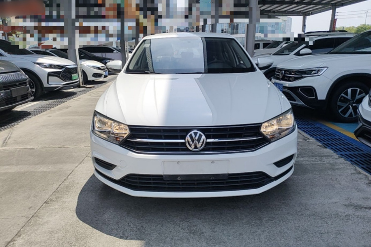 Volkswagen Bora 2016 car image #3