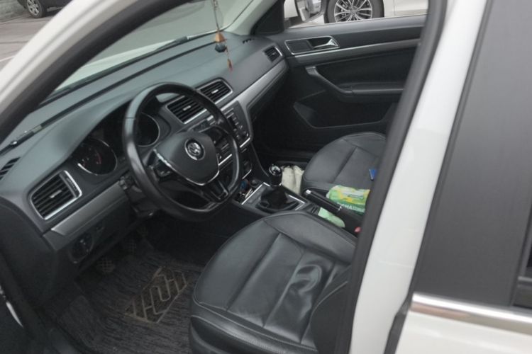 Volkswagen Lavida 2016 car image #15