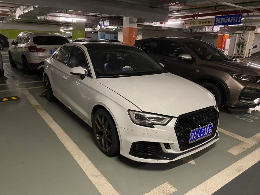 Audi A3 2018 immagine di auto #2