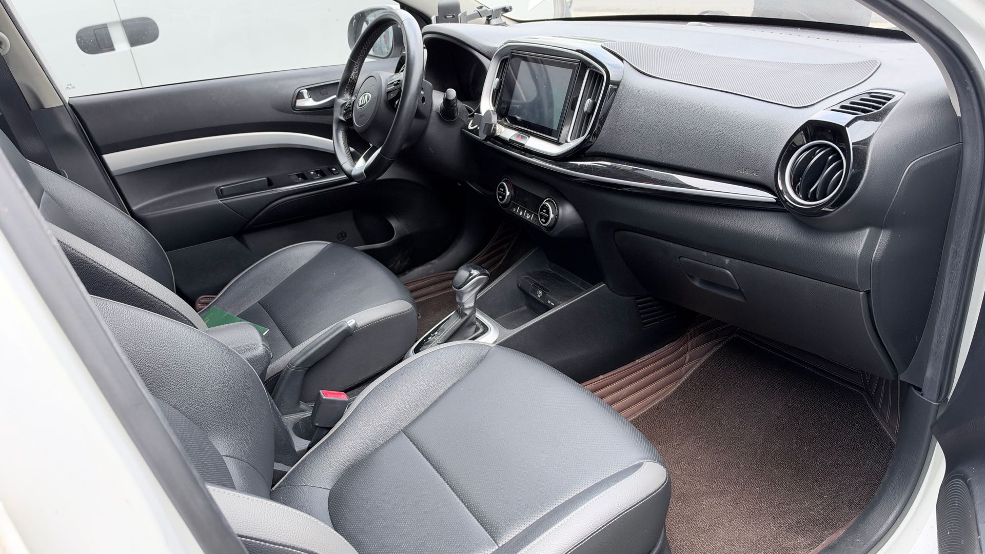 Kia KX1 2021 car image #8