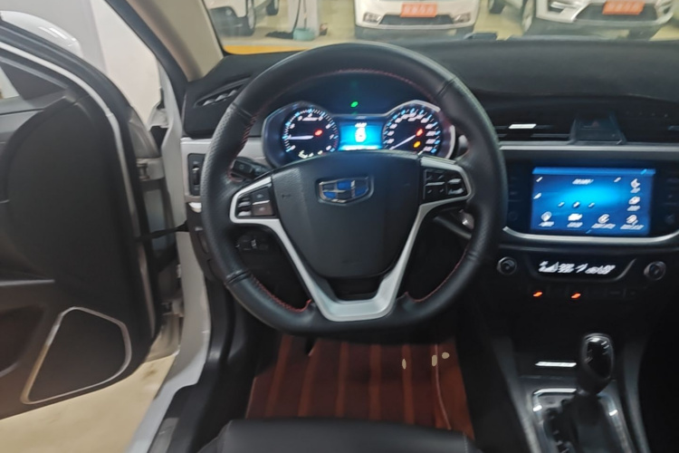 GEELY Emgrand 2018 immagine di auto #11