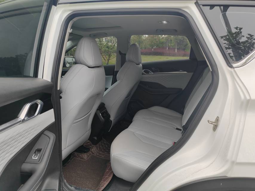 GEELY Coolray 2024 image de voiture #7