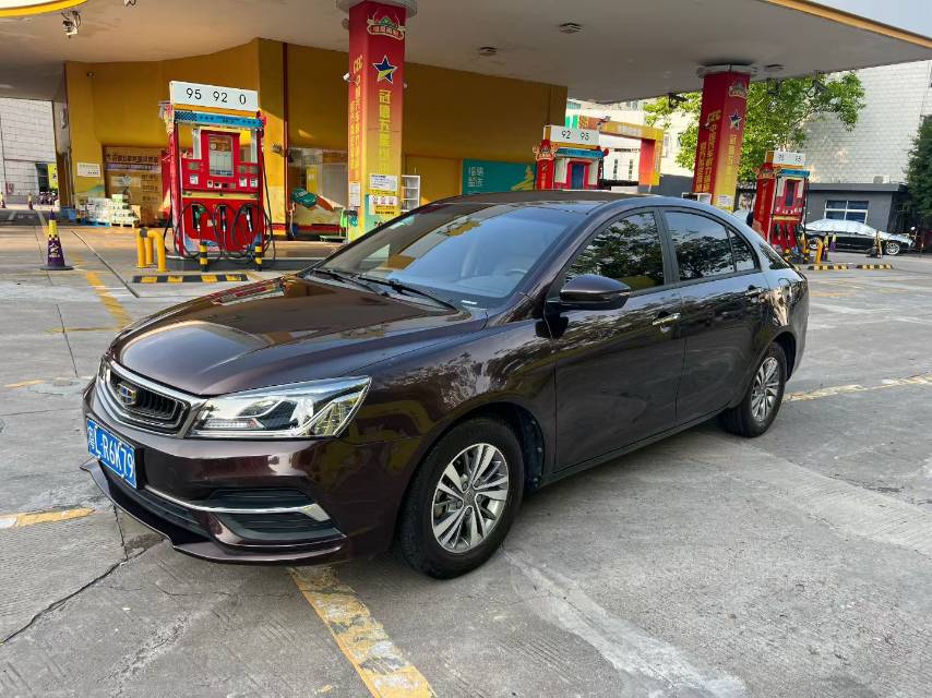 GEELY Emgrand 2018 GEELY Emgrand 2018 immagine di auto