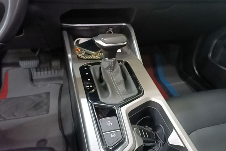 GEELY Emgrand 2021 car image #14