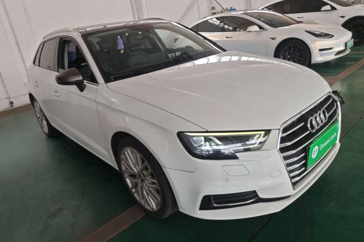 Audi A3 2019 car image #4