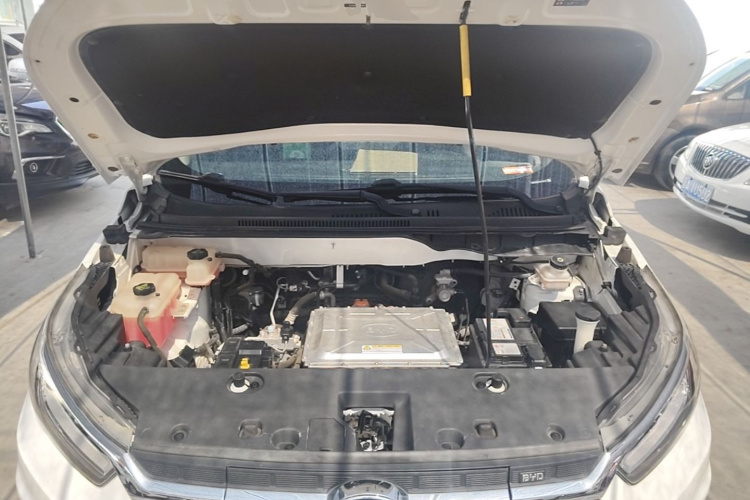 BYD Yuan New Energy 2019 #20 BYD Yuan New Energy 2019 car image #20
