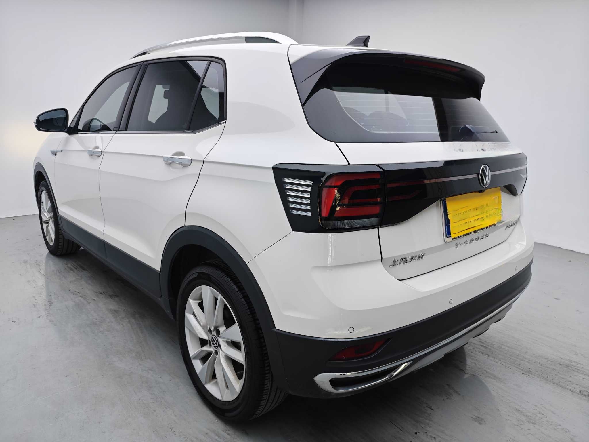 Volkswagen T-Cross 2022 car image #5