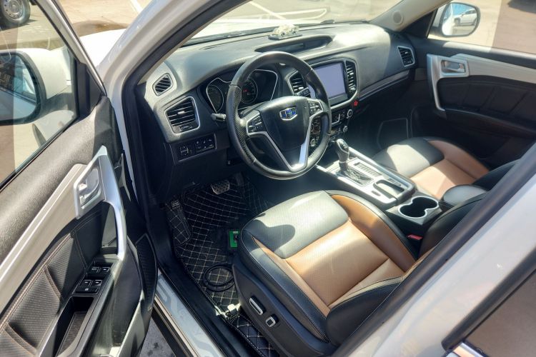 GEELY Vision X6 2018 immagine di auto #16