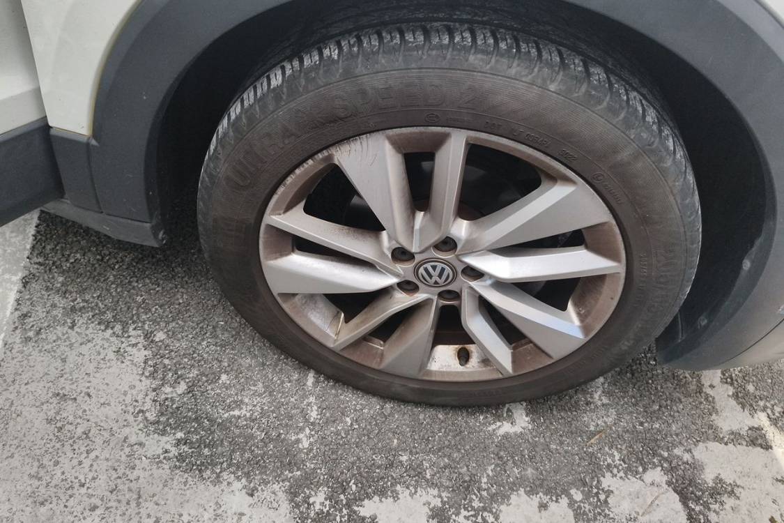 Volkswagen T-Cross 2019 car image #9