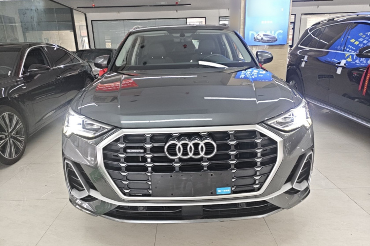 Audi Q3 2020 #3 Audi Q3 2020 car image #3