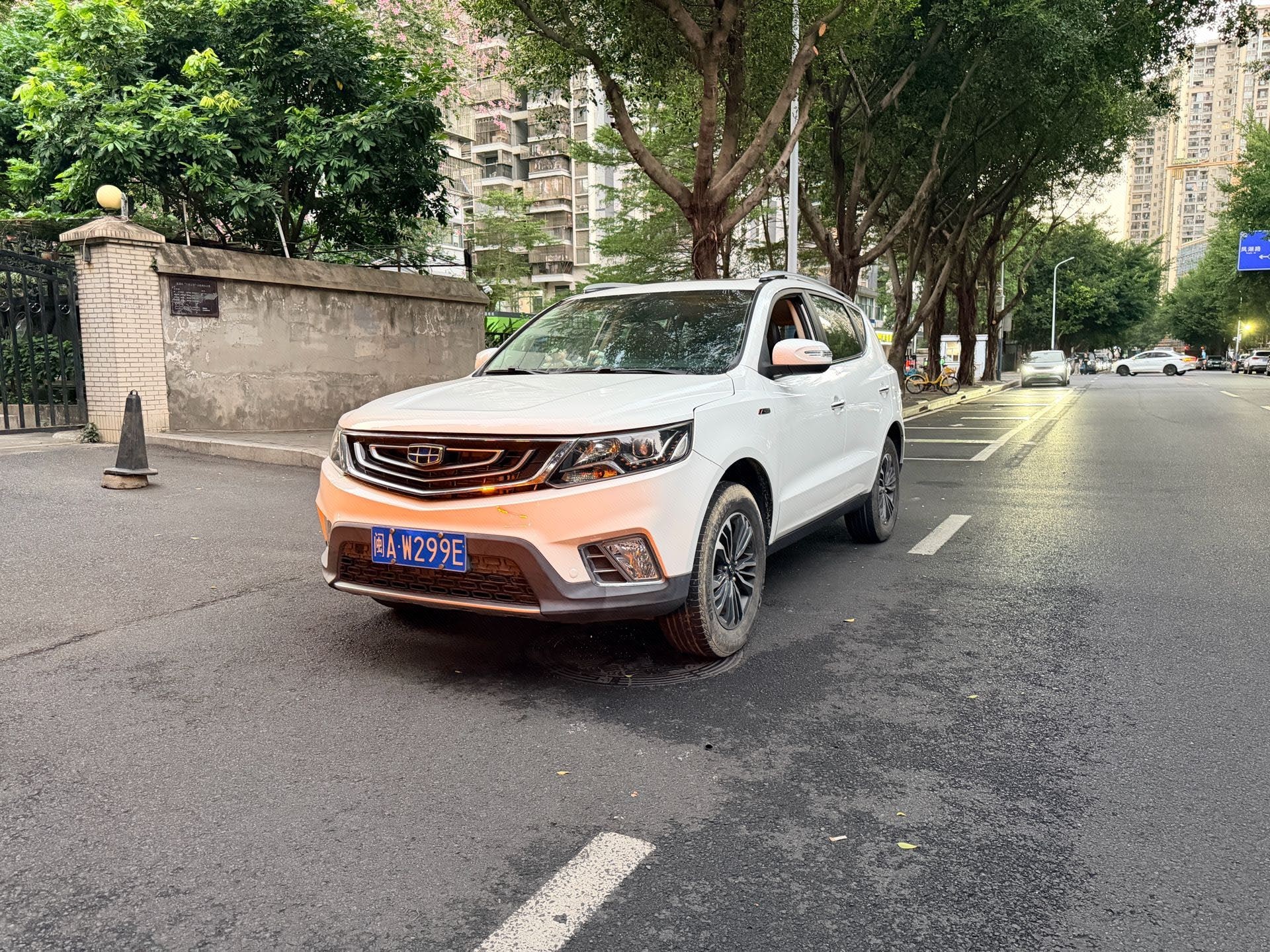 GEELY Vision X6 2016 GEELY Vision X6 2016 изображение автомобиля