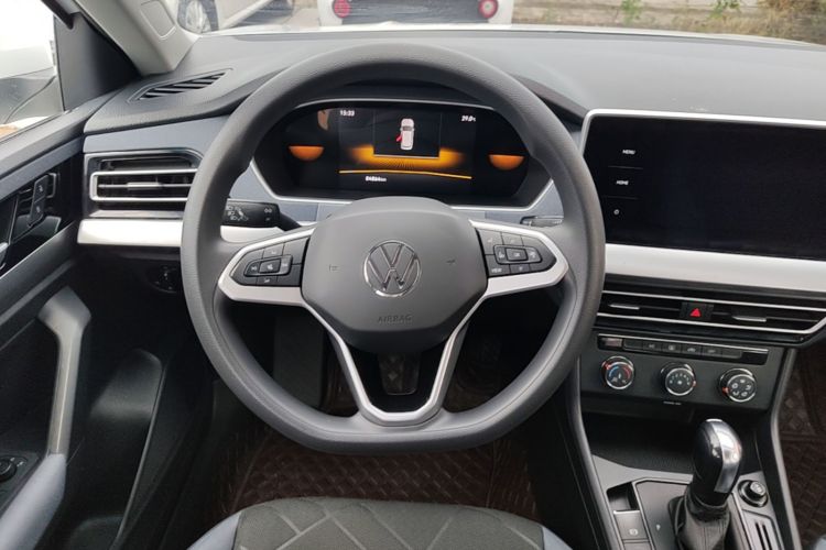 Volkswagen Lavida 2023 car image #11