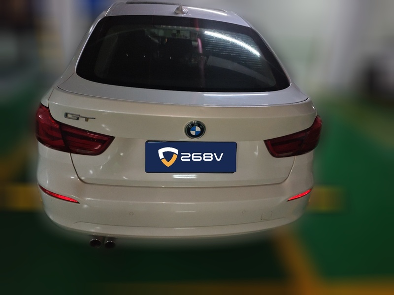 BMW 3 Series GT 2017 car image #22