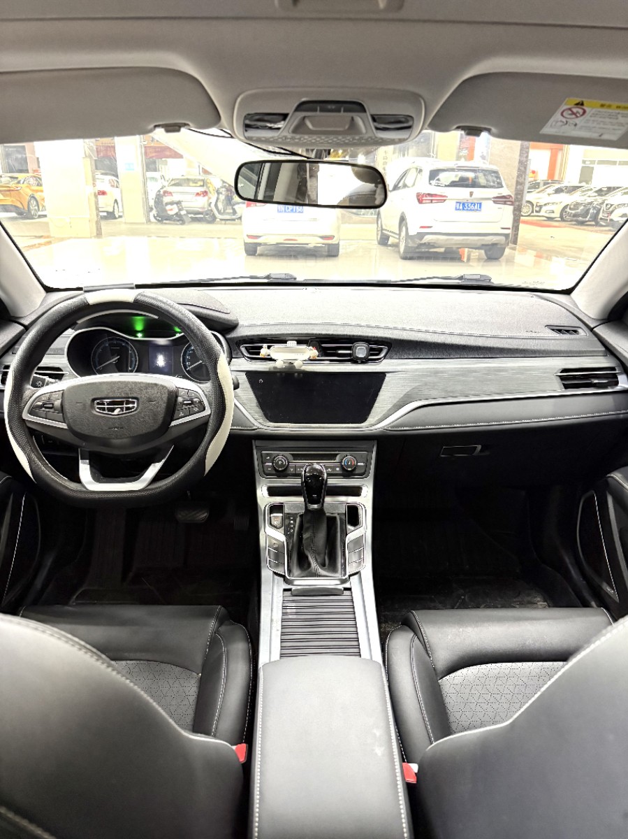 GEELY Emgrand 2021 #3 GEELY Emgrand 2021 car image #3