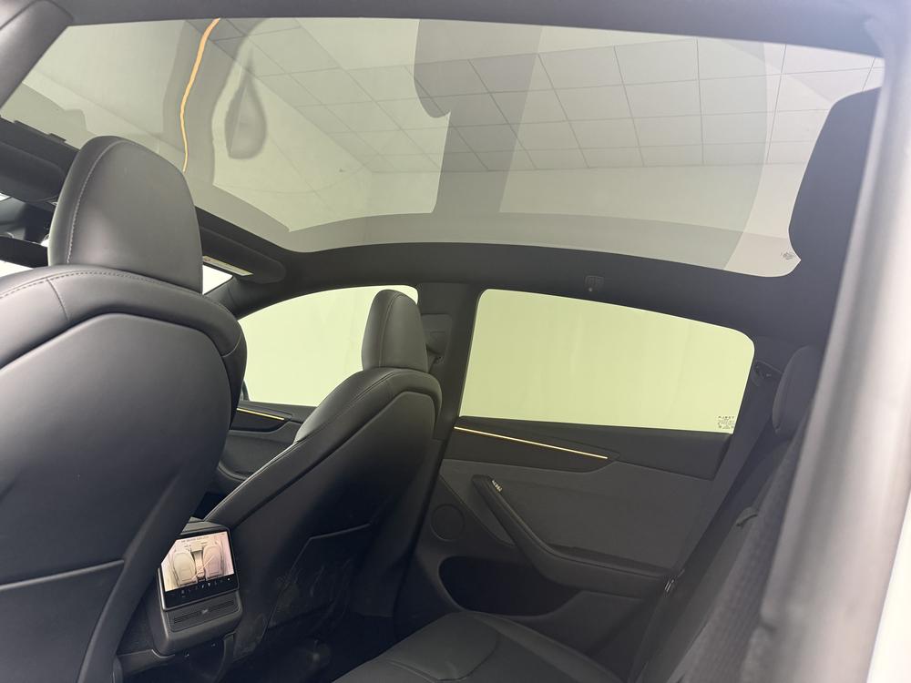 Tesla Model Y 2026 #15 Tesla Model Y 2026 immagine di auto #15