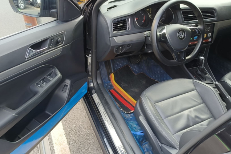 Volkswagen Lavida 2016 car image #16