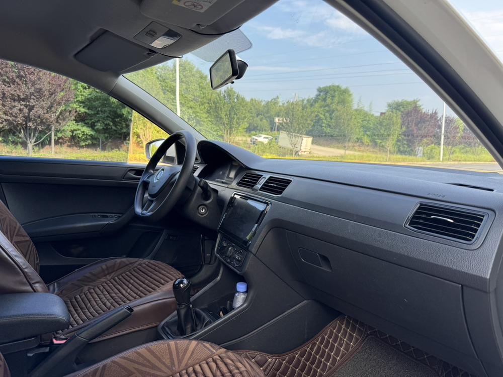 Volkswagen Santana 2019 #8 Volkswagen Santana 2019 car image #8