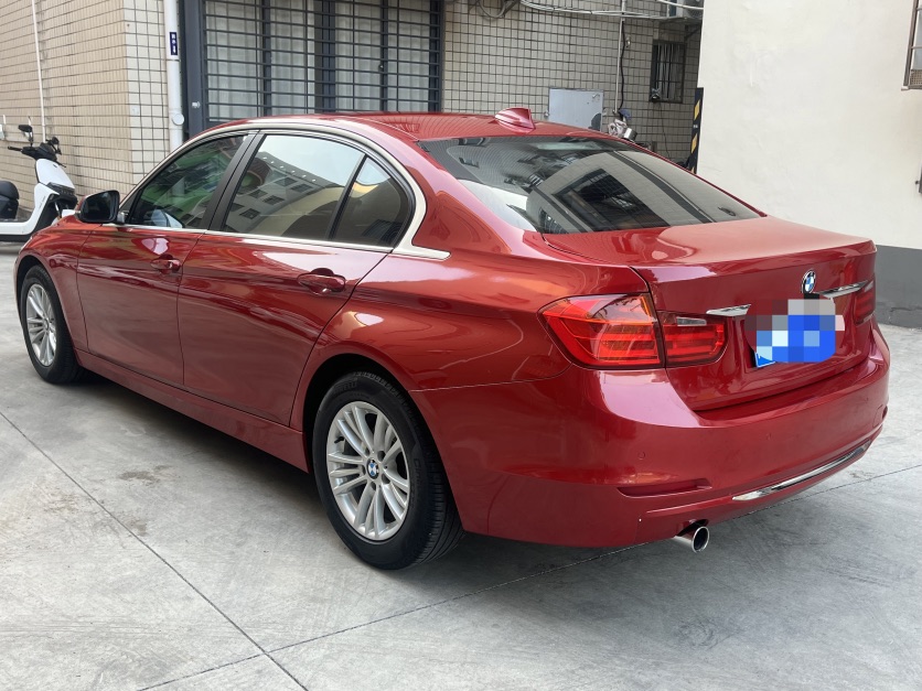 BMW 3 Series 2013 imagem de carro #9