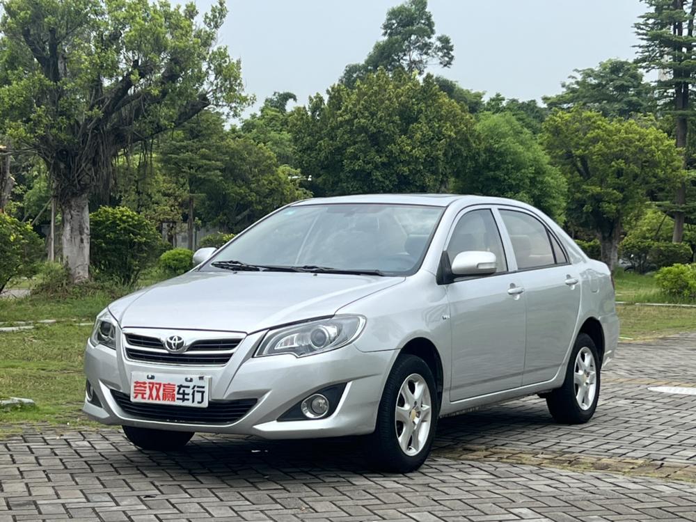 Toyota Corolla (Classic) 2013 immagine di auto 