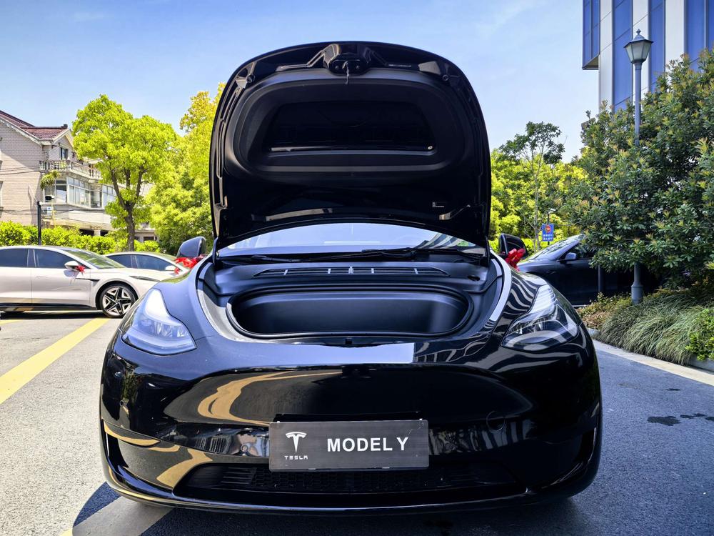 Tesla Model Y 2021 #12 Tesla Model Y 2021 car image #12