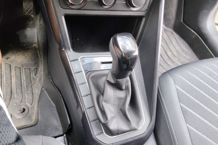 Volkswagen Lavida 2025 car image #18