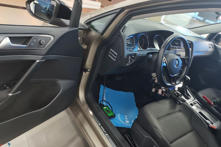 Volkswagen Golf 2017 #16 Volkswagen Golf 2017 car image #16