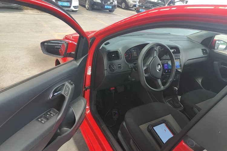 Volkswagen Polo 2017 #16 Volkswagen Polo 2017 car image #16