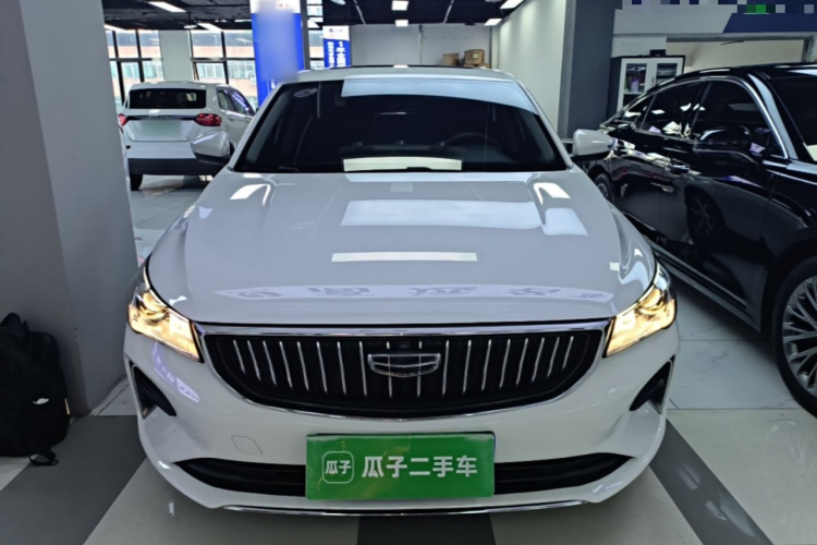 GEELY Emgrand 2022 car image #3