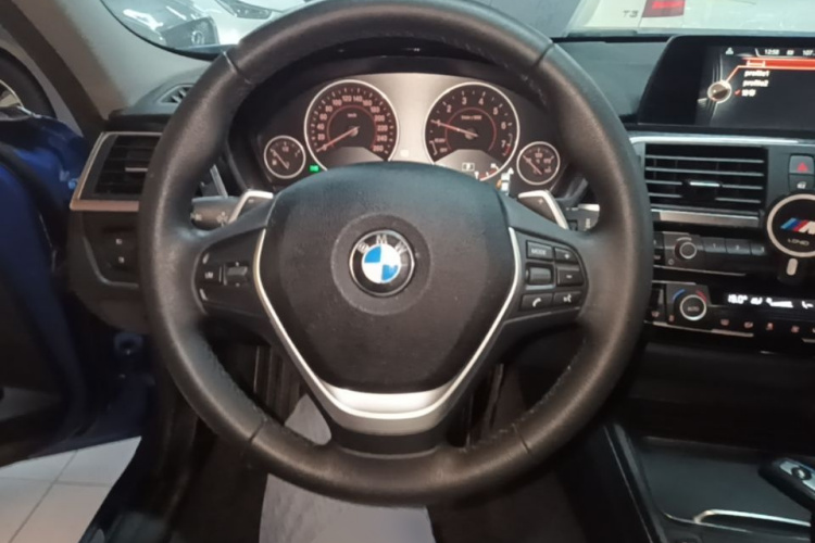 BMW 3 Series 2017 #11 BMW 3 Series 2017 car image #11
