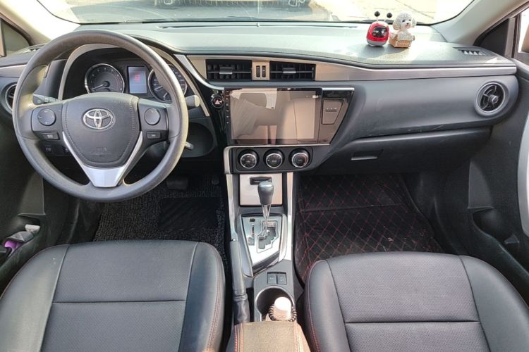 Toyota Corolla 2017 immagine di auto #10
