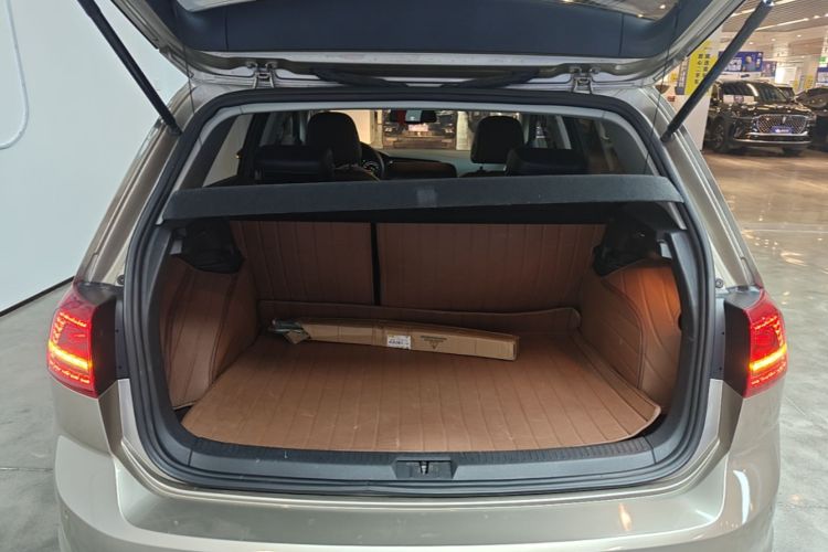 Volkswagen Golf 2015 car image #19