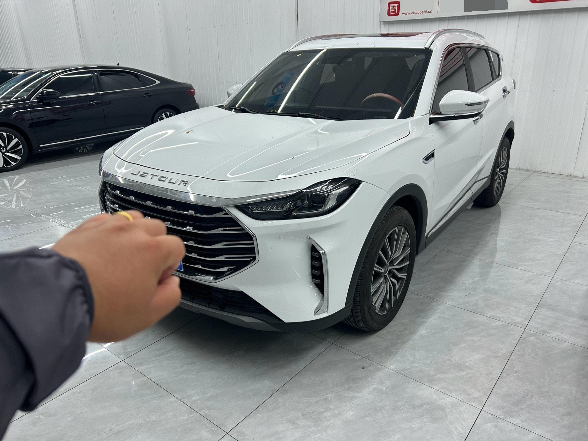 Jetour X70 PLUS 2024 car image 