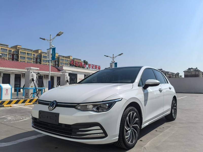 Volkswagen Golf 2021 Volkswagen Golf 2021 car image