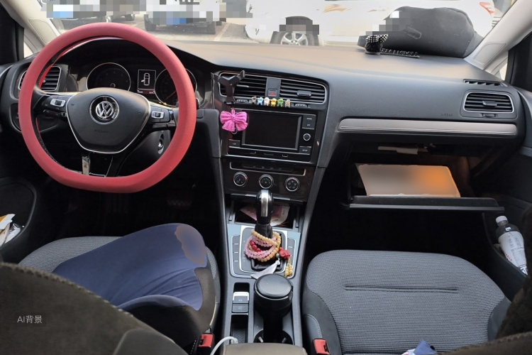 Volkswagen Golf 2018 car image #11