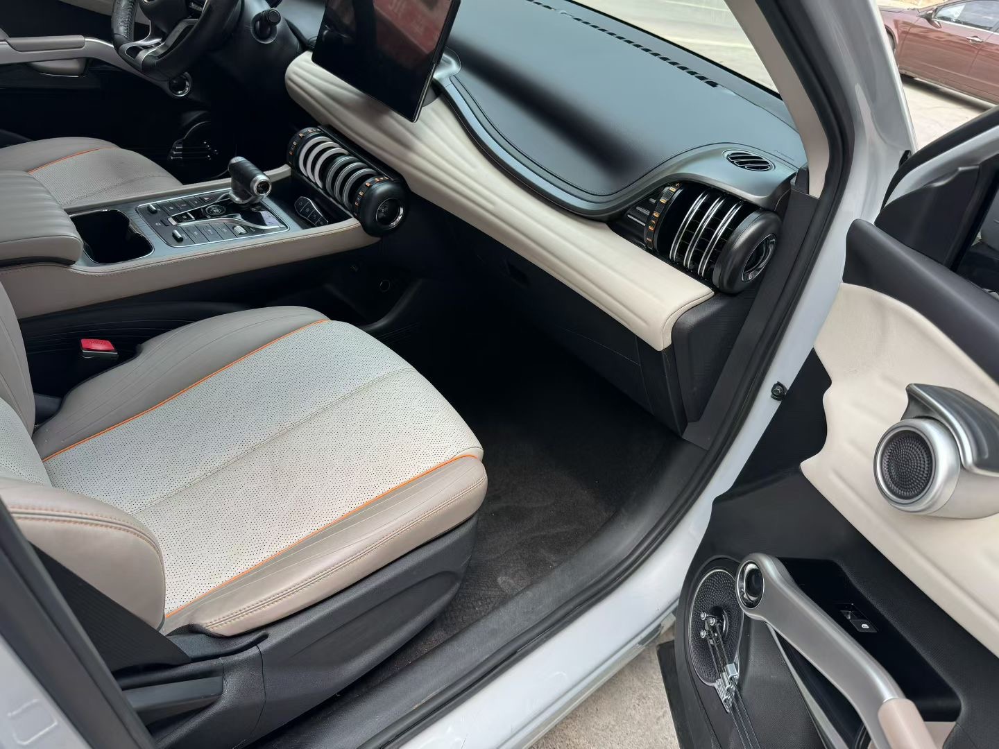 BYD Yuan Plus 2023 immagine di auto #7