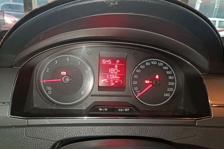 Volkswagen Santana 2019 #16 Volkswagen Santana 2019 car image #16