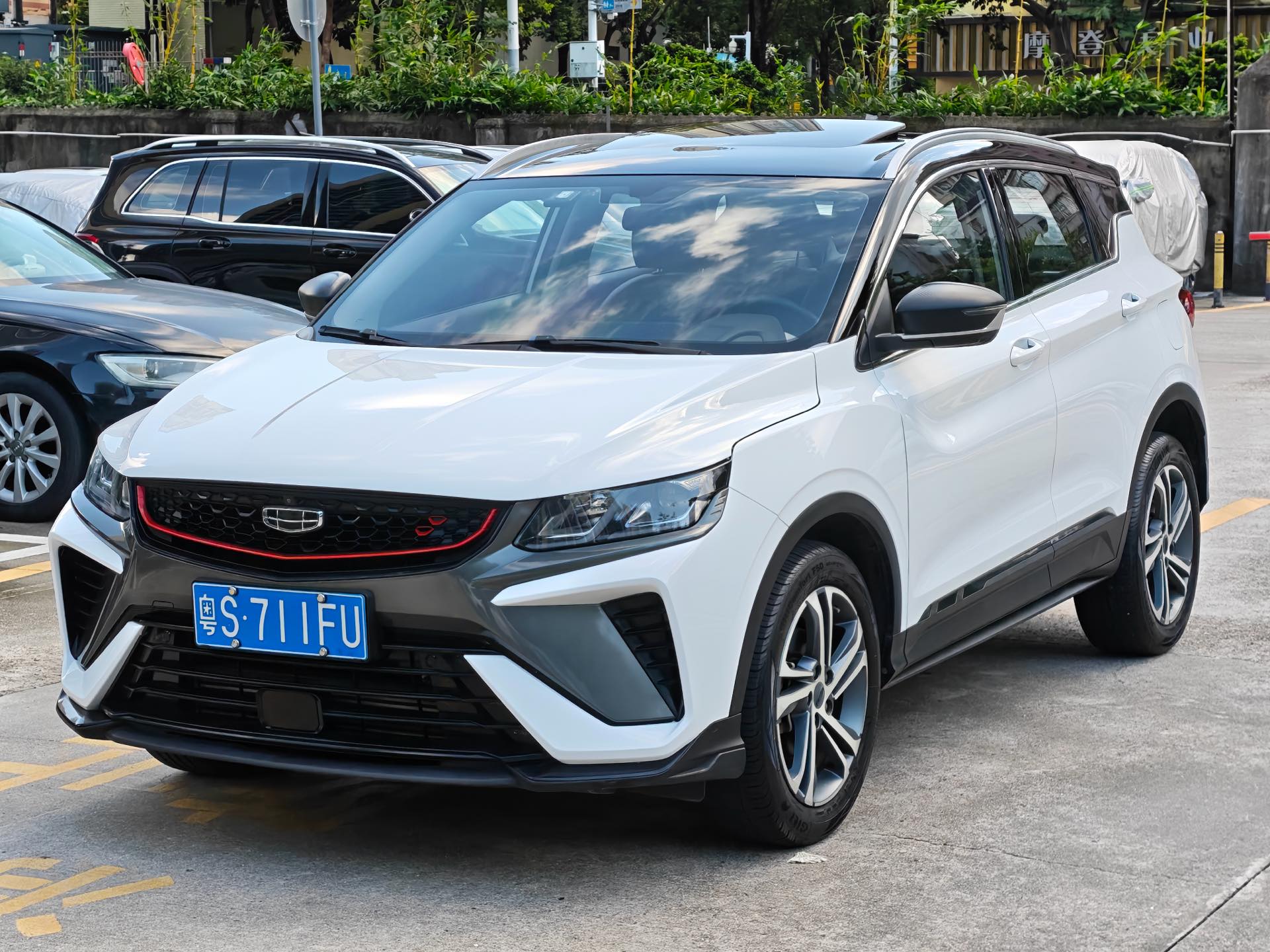 GEELY Coolray 2021 car image 