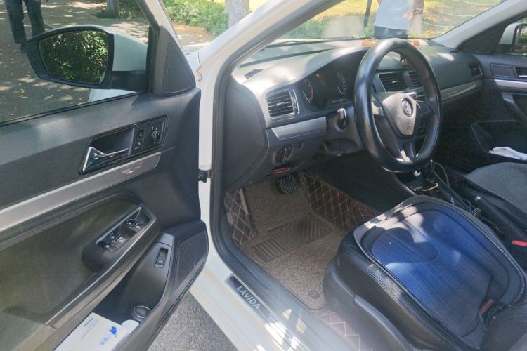 Volkswagen Lavida 2018 #13 Volkswagen Lavida 2018 car image #13