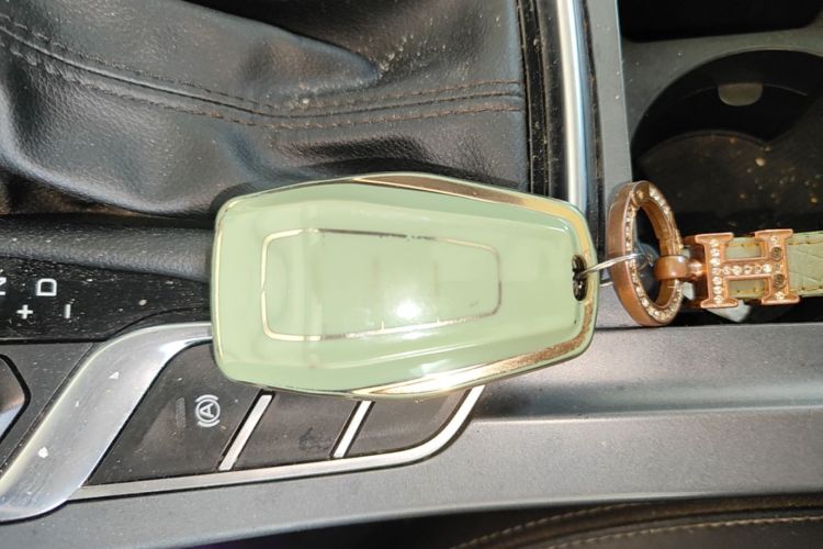 GEELY Emgrand 2021 #9 GEELY Emgrand 2021 car image #9