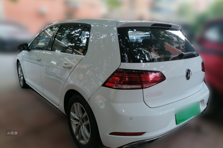 Volkswagen Golf 2019 car image #5