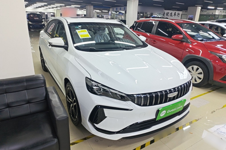 GEELY Binray 2026 imagen de coche #4