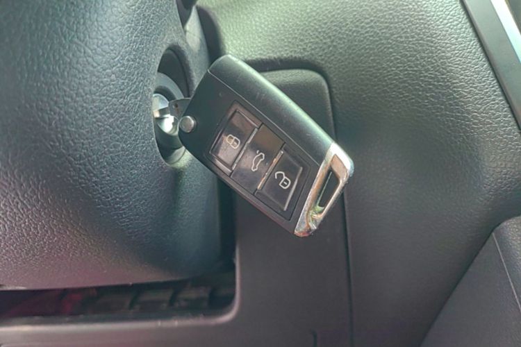 Volkswagen Polo 2016 #14 Volkswagen Polo 2016 car image #14