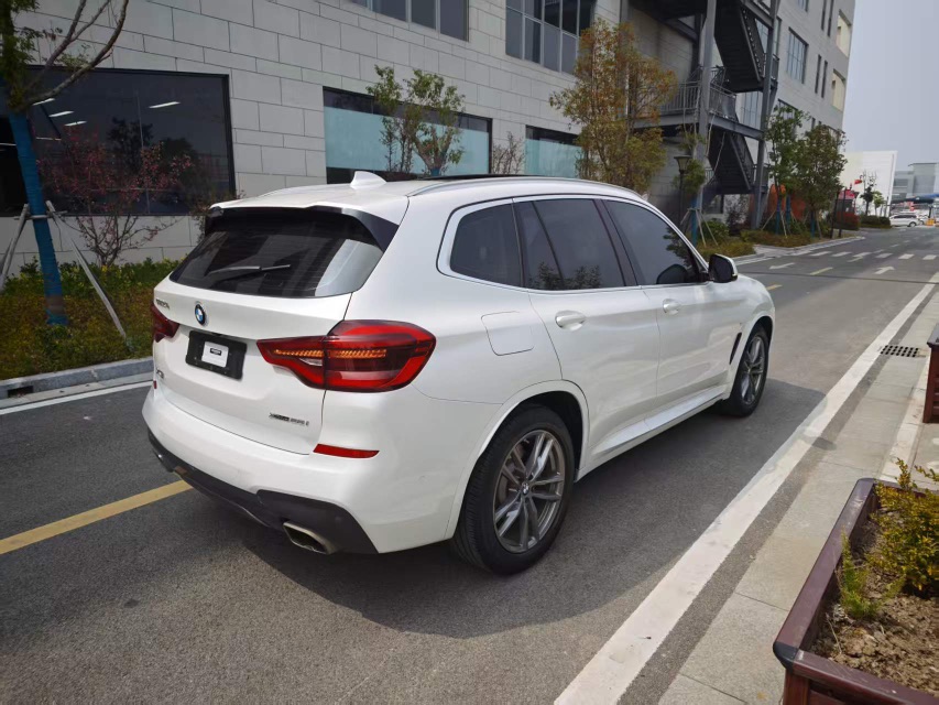BMW X3 2021 immagine di auto #9