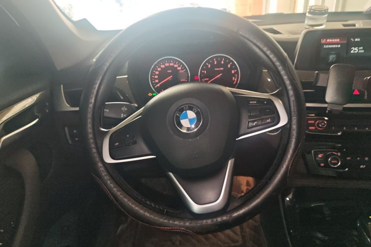 BMW X1 2018 #15 BMW X1 2018 imagen de coche #15