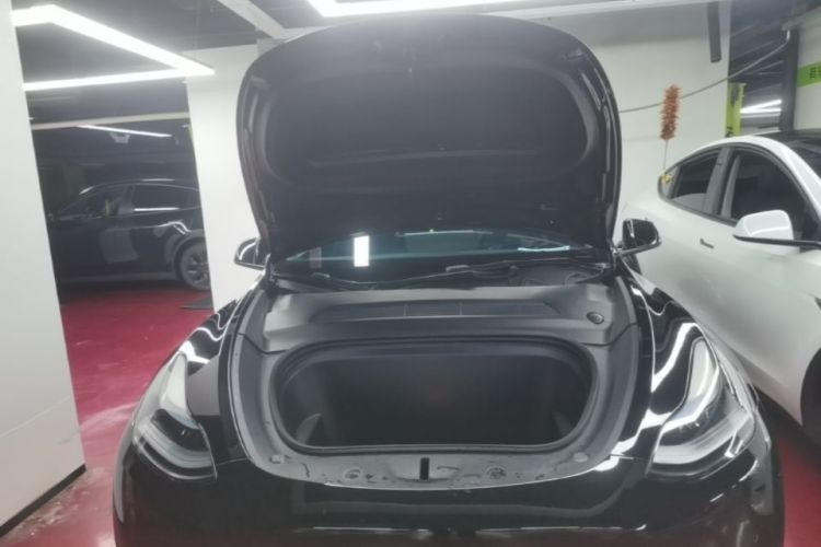 Tesla Model Y 2023 #20 Tesla Model Y 2023 car image #20