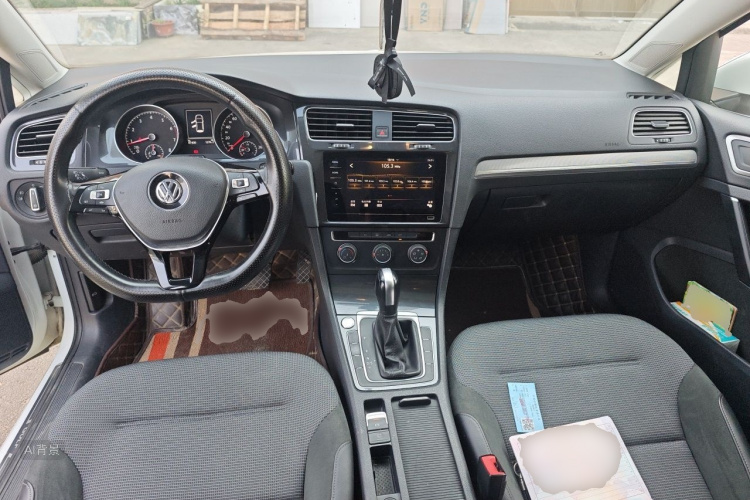 Volkswagen Golf 2020 #11 Volkswagen Golf 2020 car image #11