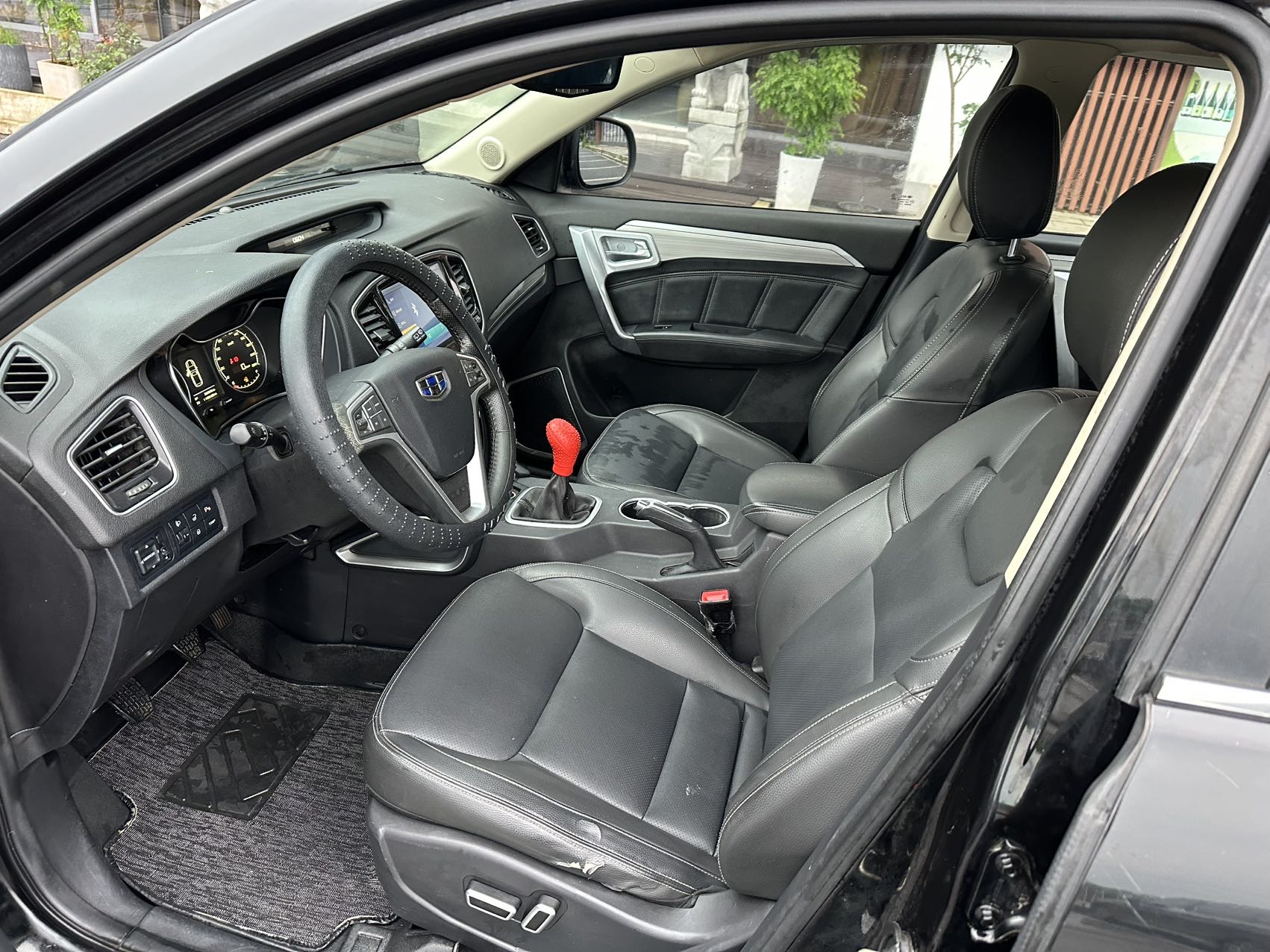 GEELY Vision X6 2018 car image #7